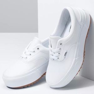 NWOT LEATHER ERA STACKED VANS (PLATFORM)